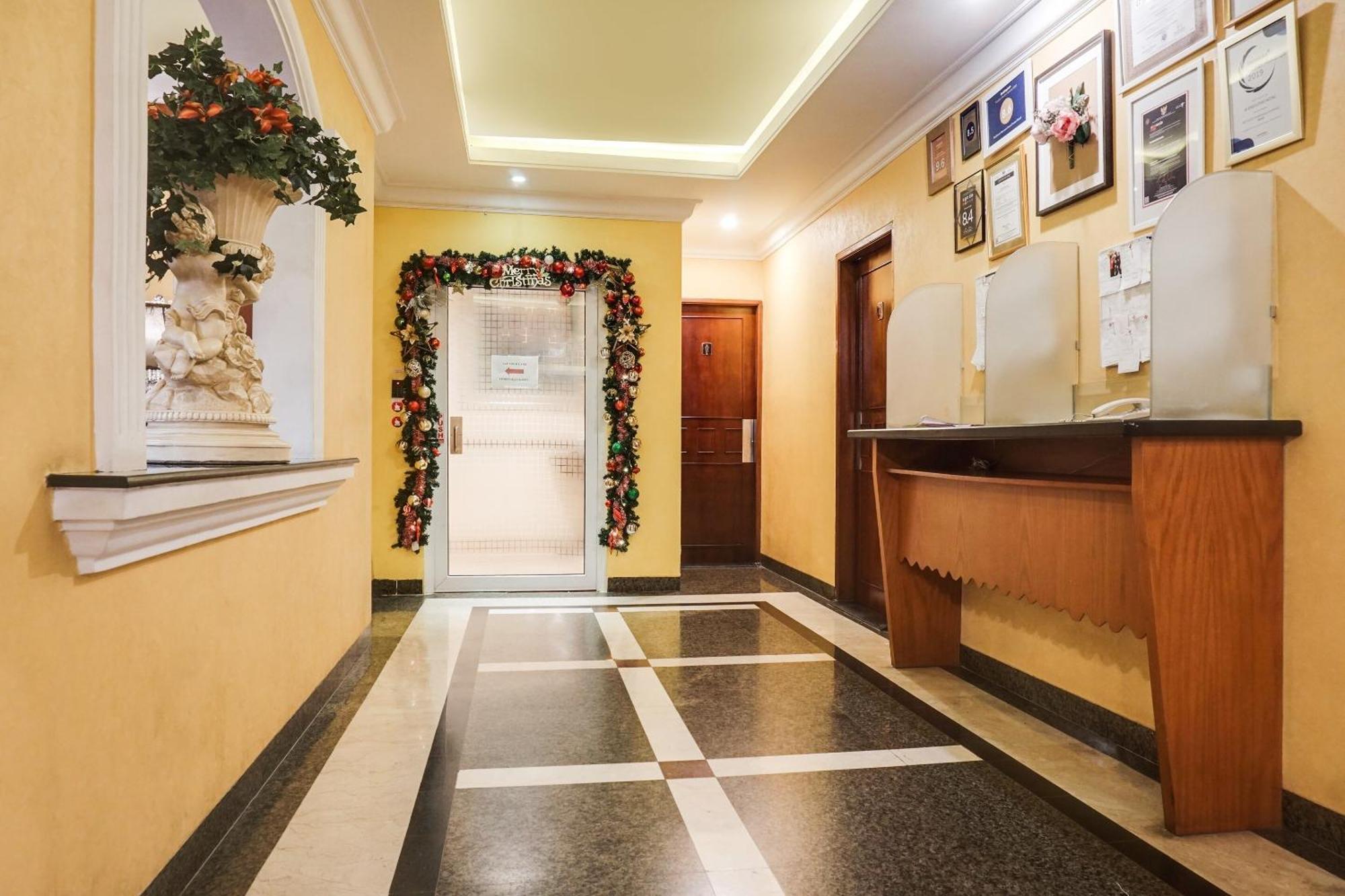 Super Oyo Townhouse Oak Bi Executive Hotel Jakarta