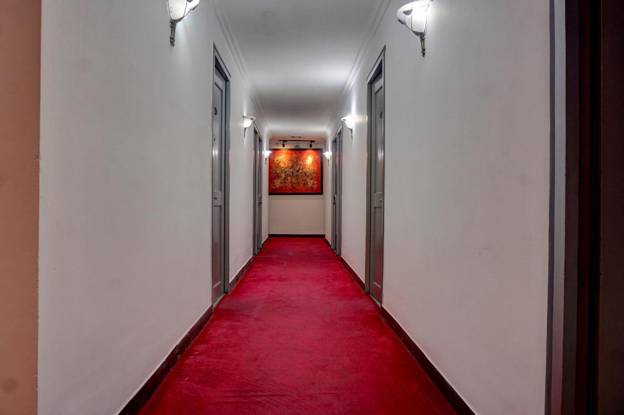 Super Oyo Townhouse Oak Grand Orienchi Jacarta