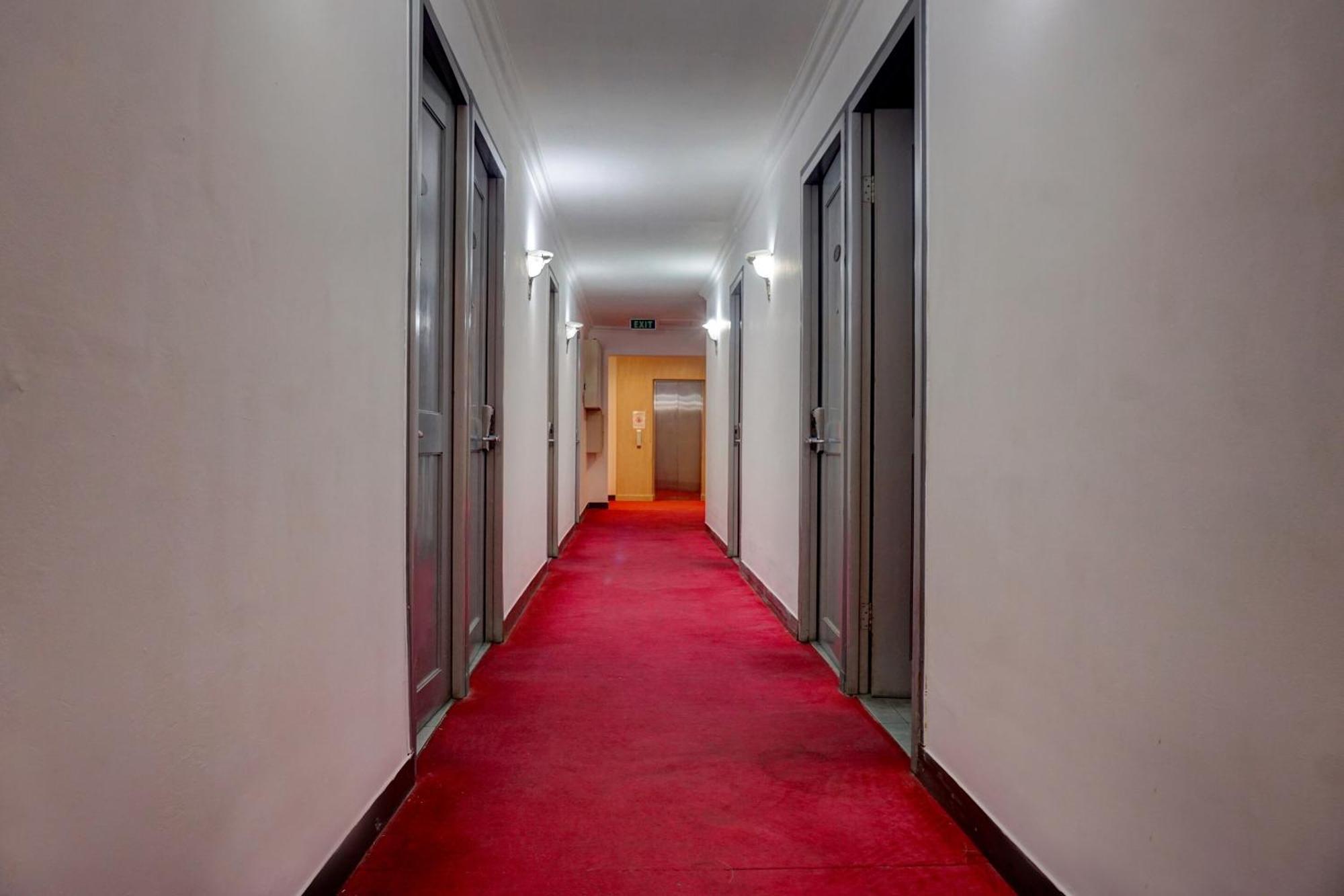 Super Oyo Townhouse Oak Grand Orienchi 2* Jacarta