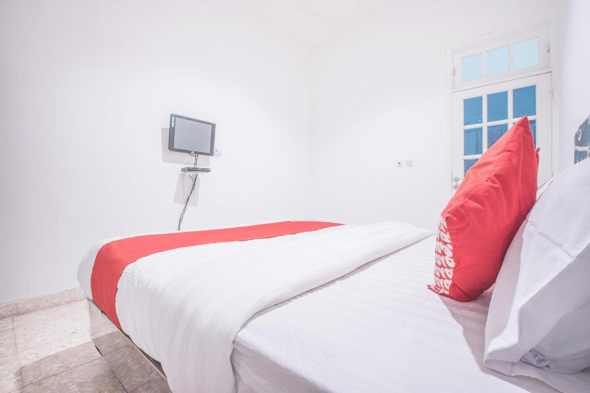 Capital O 332 G17 Kemang Hotel 3*