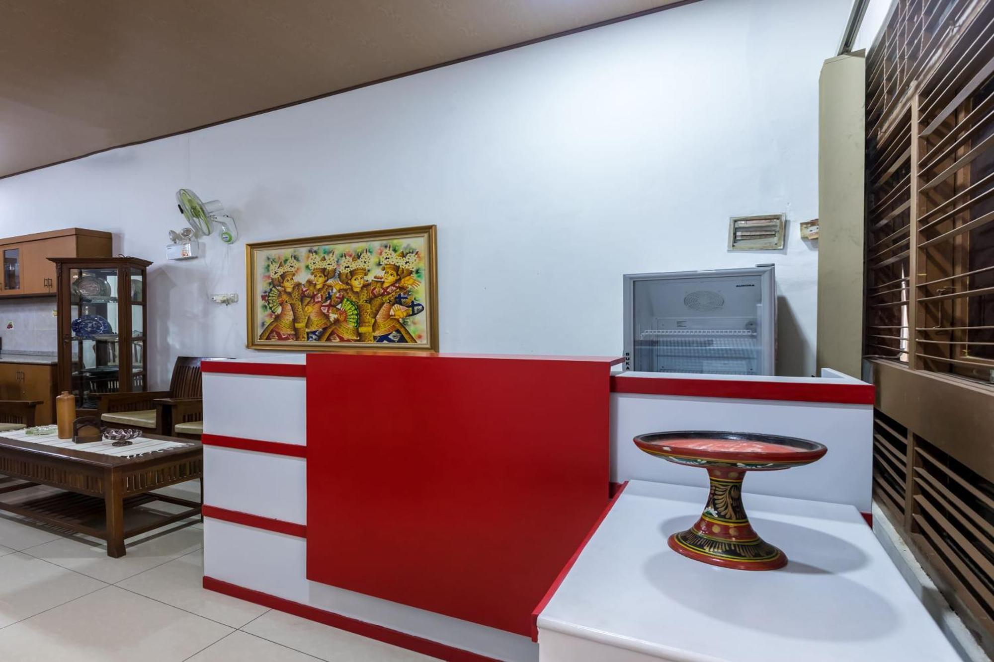 Oyo 1082 Kost Arie 1 Hotel Jakarta