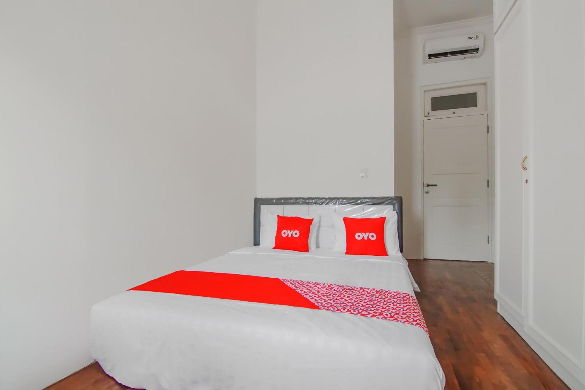 Super Oyo Capital O 90342 Kemang Garden 3* Jacarta