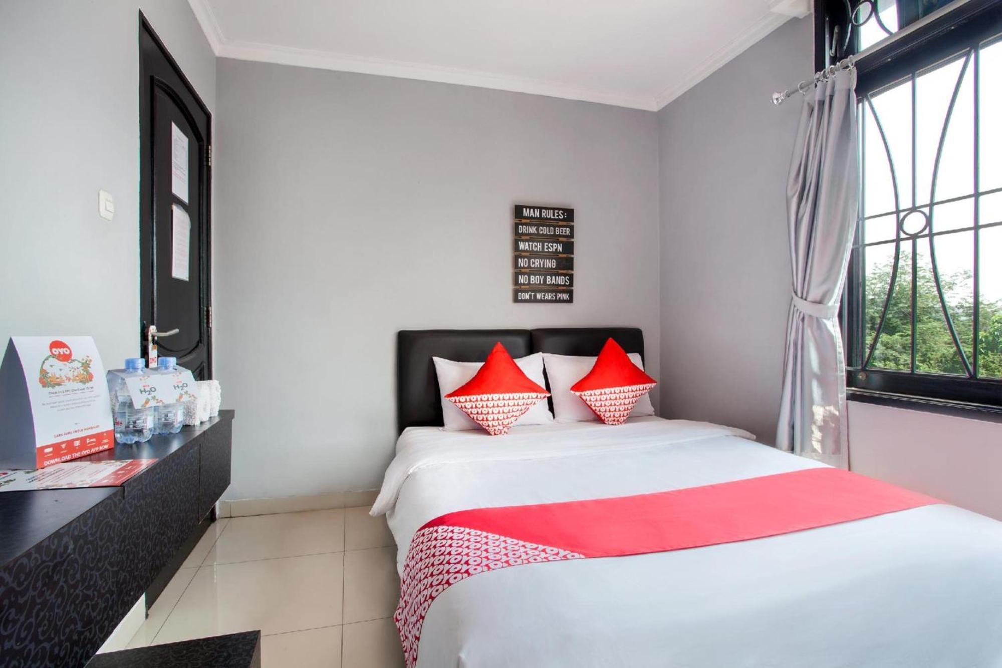 Hotel Collection O Indah Near Gandaria Formerly Lamaison 3*