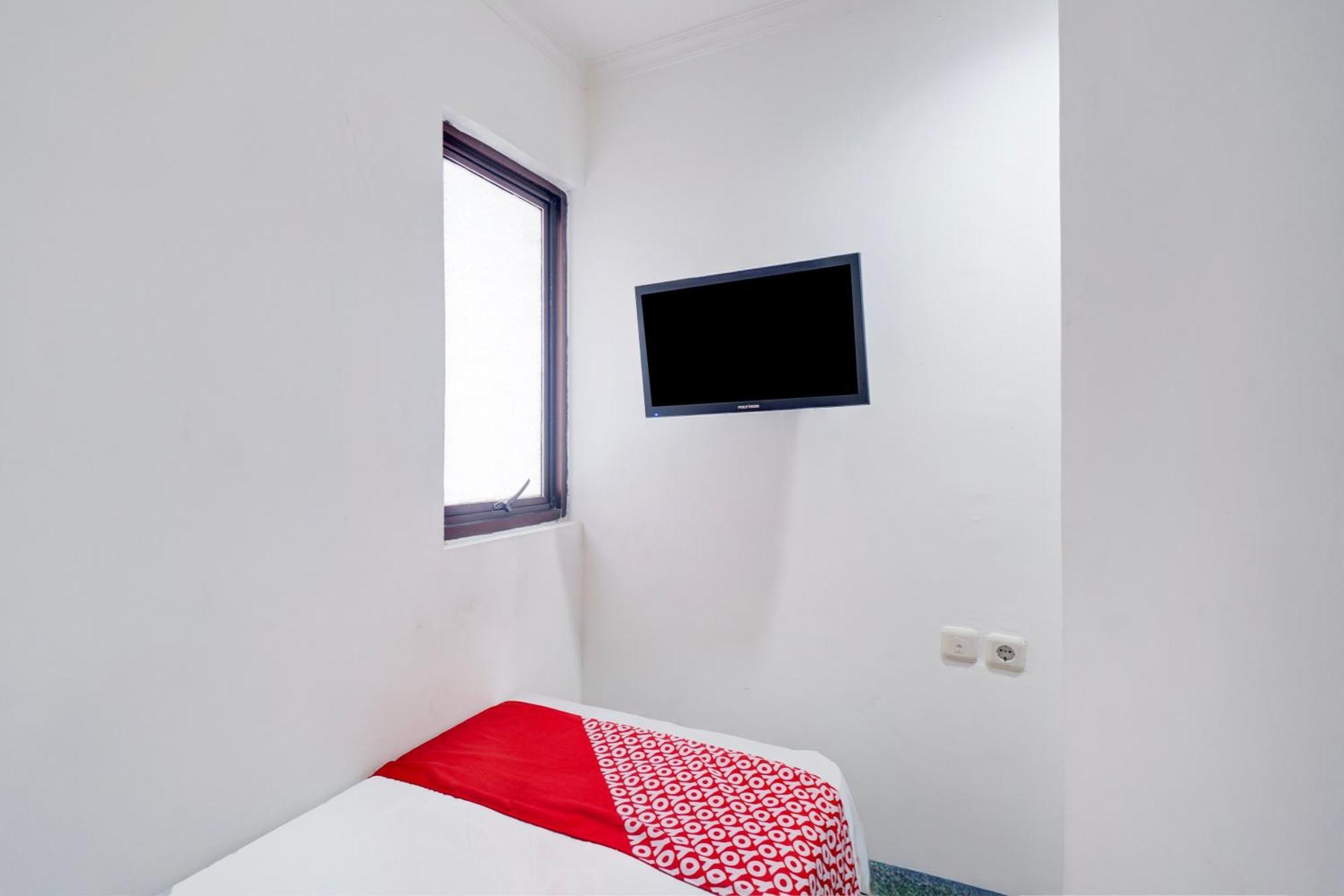 Hotel Townhouse Oak Ancol 4*