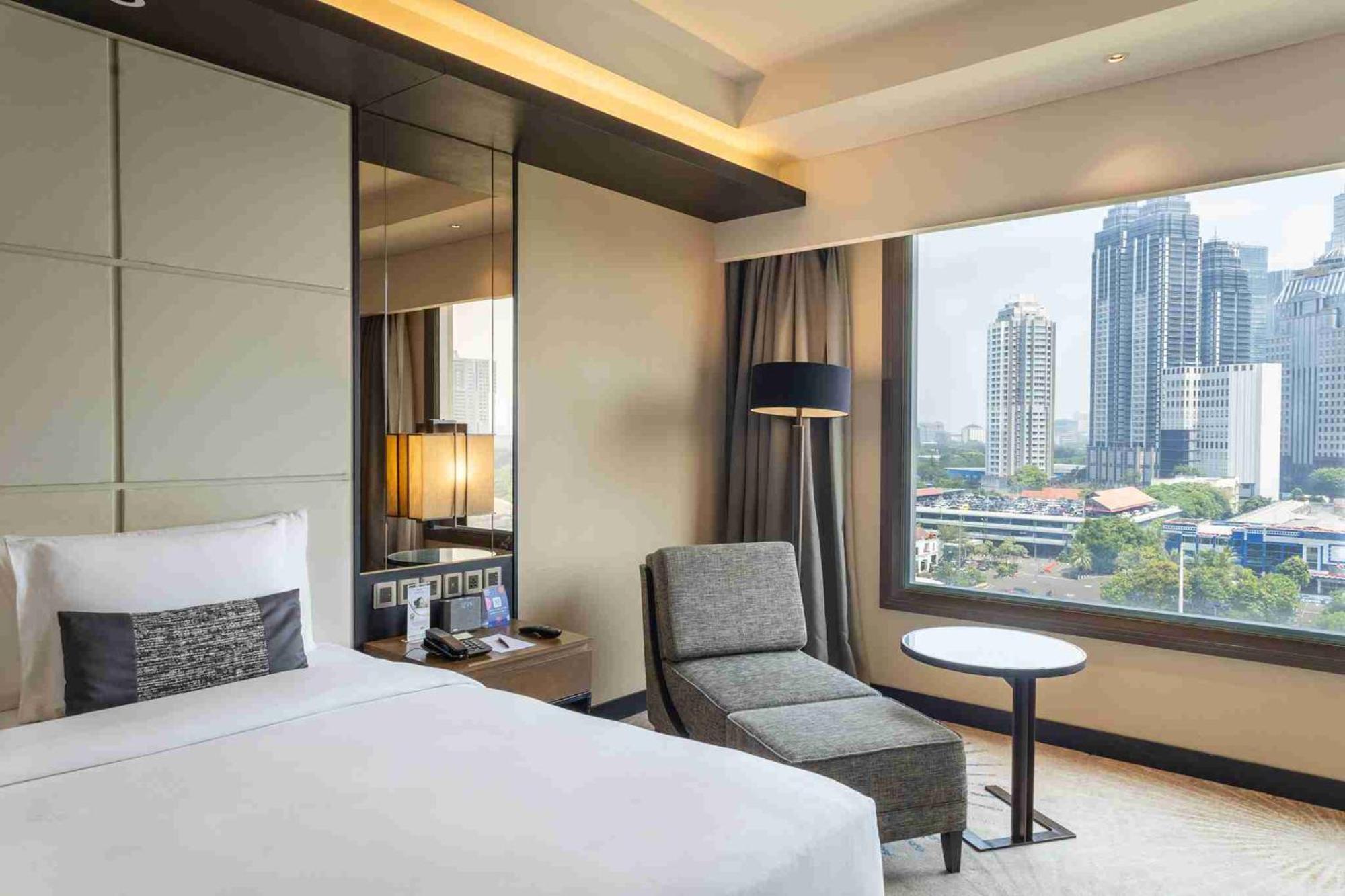 Mangkuluhur Artotel Hotel