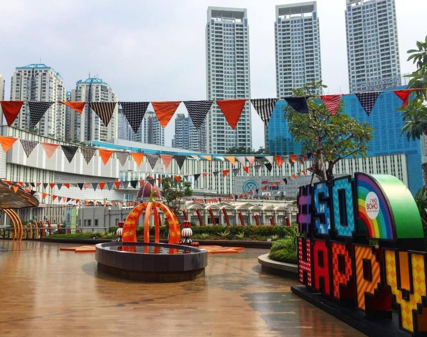 Salute De Madison Park