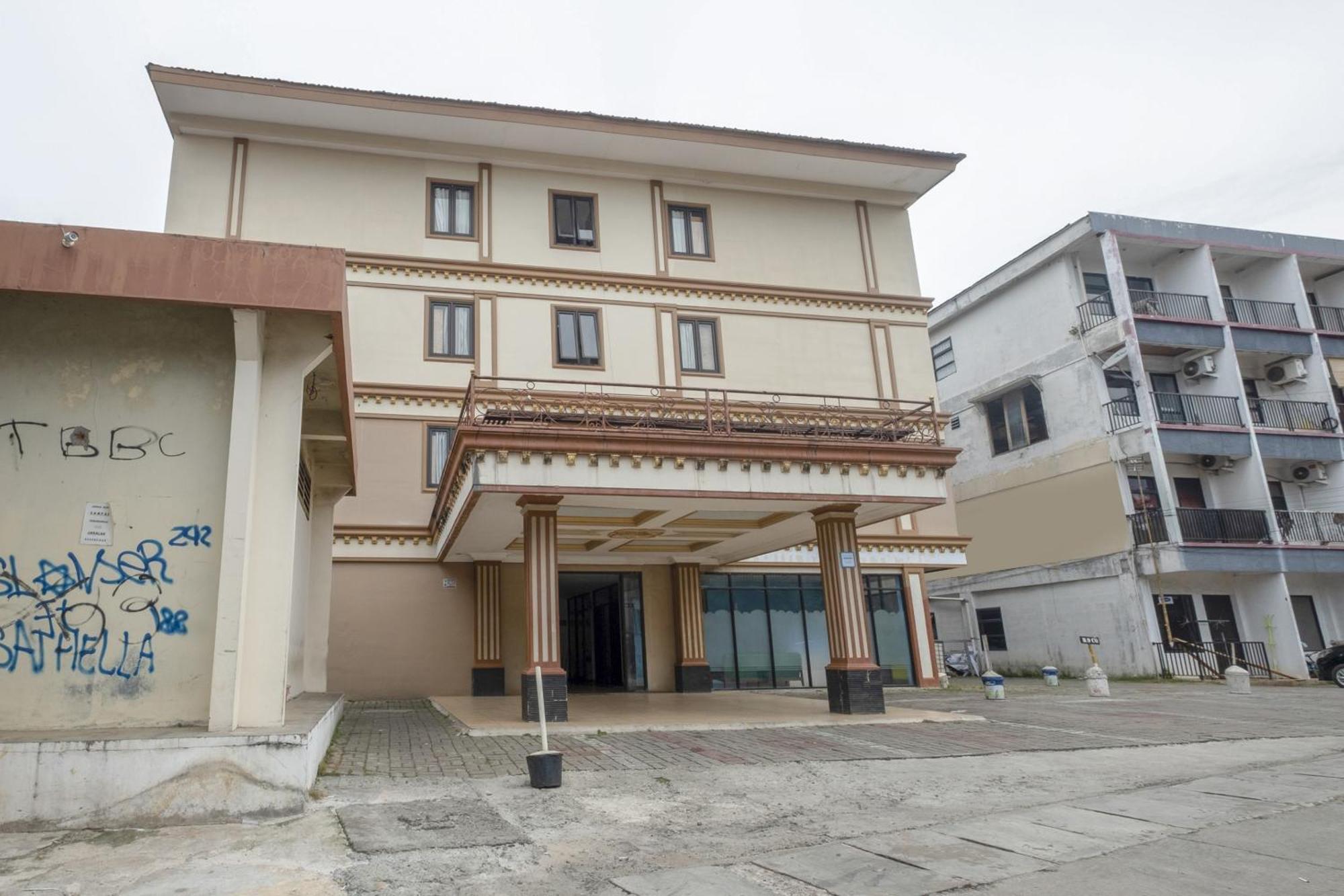 O Cibubur Near Cibubur Junction Formerly Comfort 3* Jakarta
