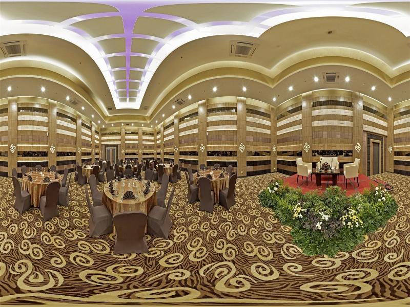 Hotel Grand Tjokro 4*