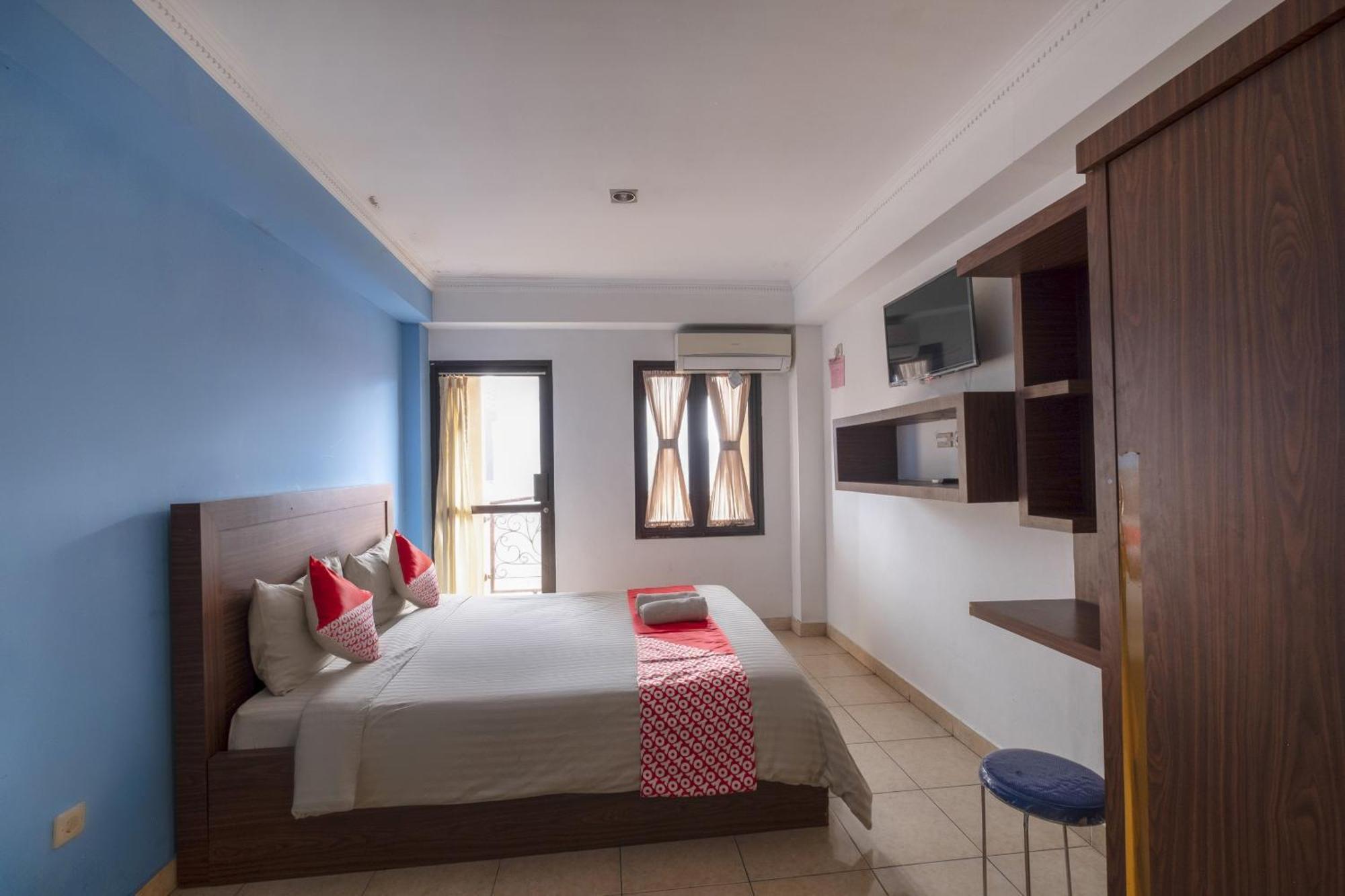 Hotel O Cibubur Near Cibubur Junction Formerly Comfort Jakarta
