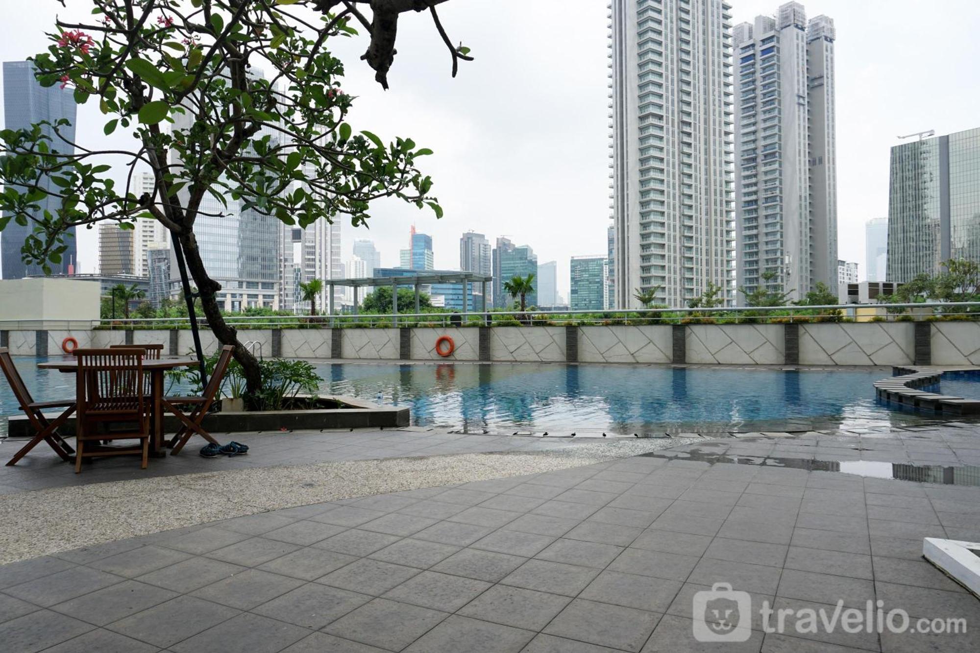 Apartment Location 2br At The Wave Kuningan By Travelio