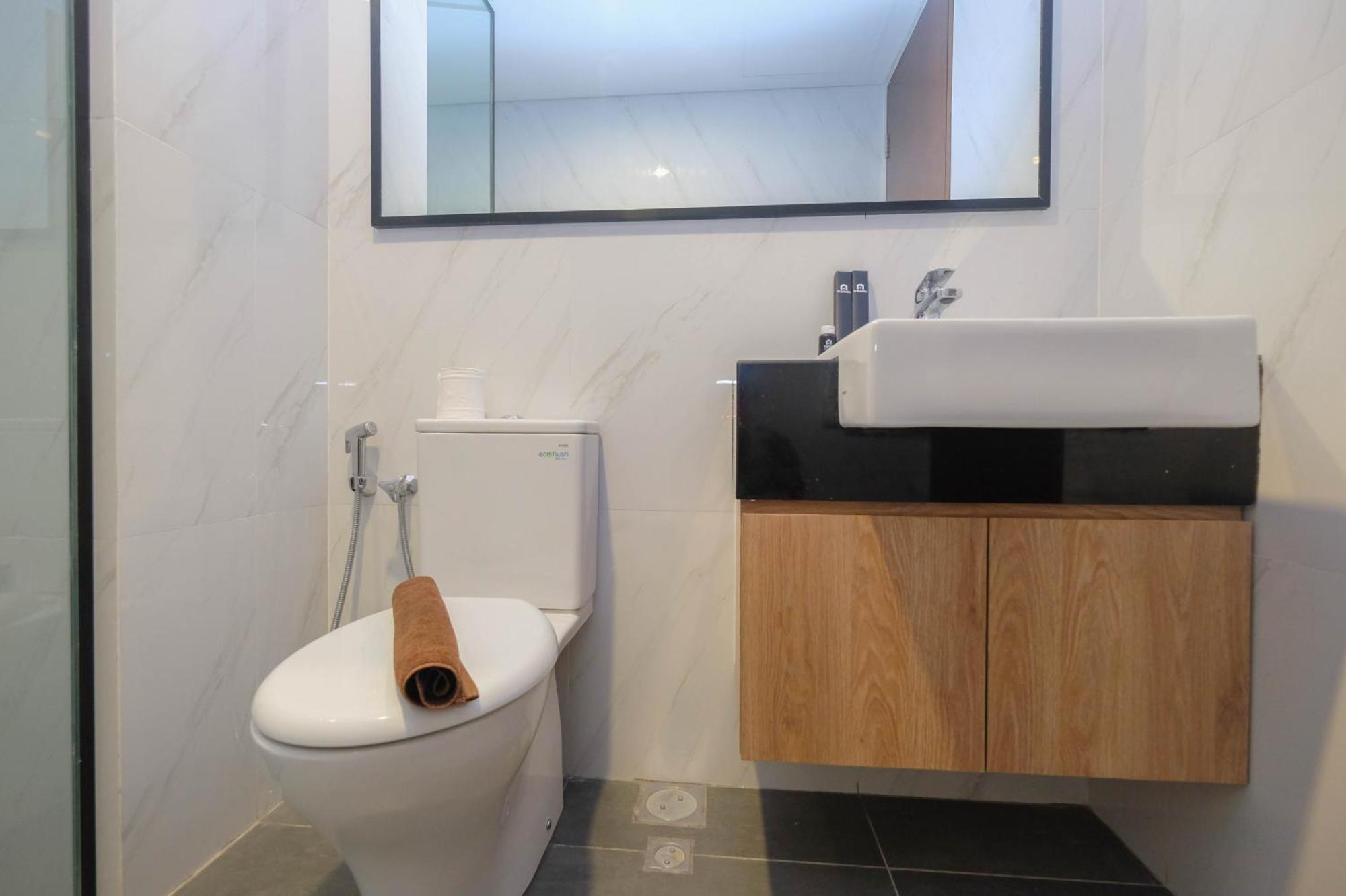 Minimalist And Homey 1br At Ciputra World 2 By Travelio