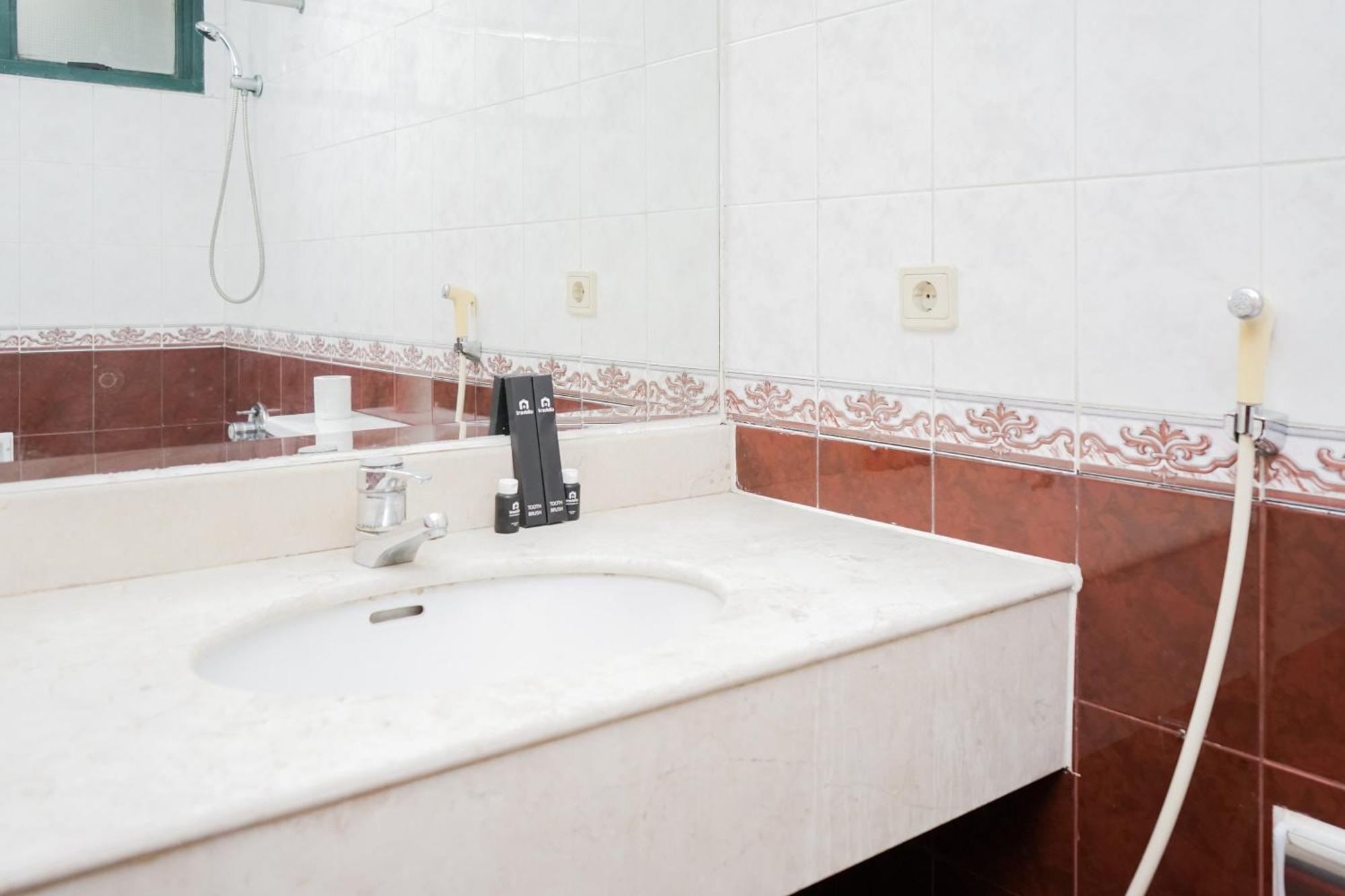 Spacious And Premium 3br With View Sudirman Tower By Travelio Appartement