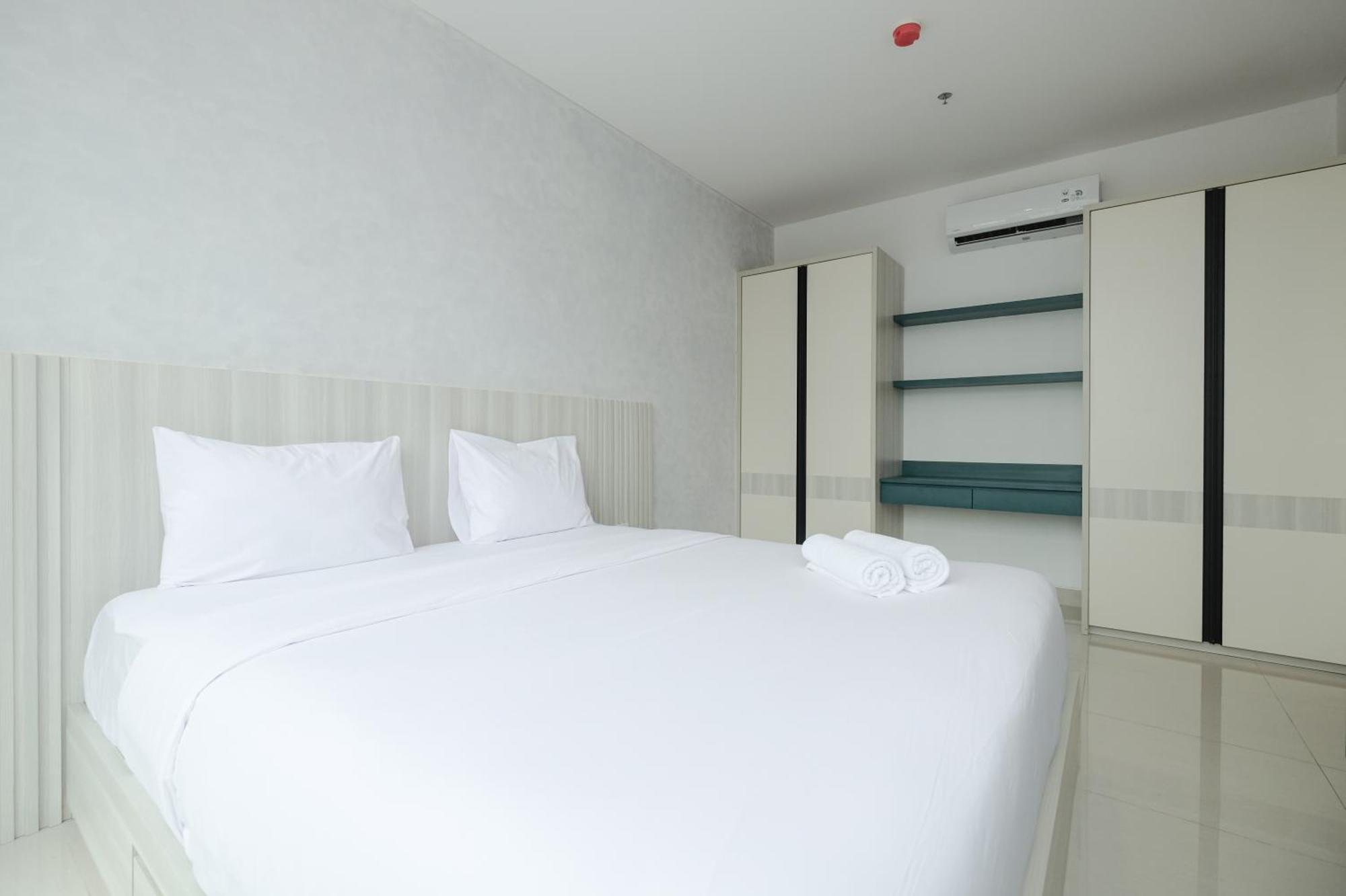 Căn hộ Cozy Living And Tidy 2br Ciputra World 2 By Travelio Jakarta