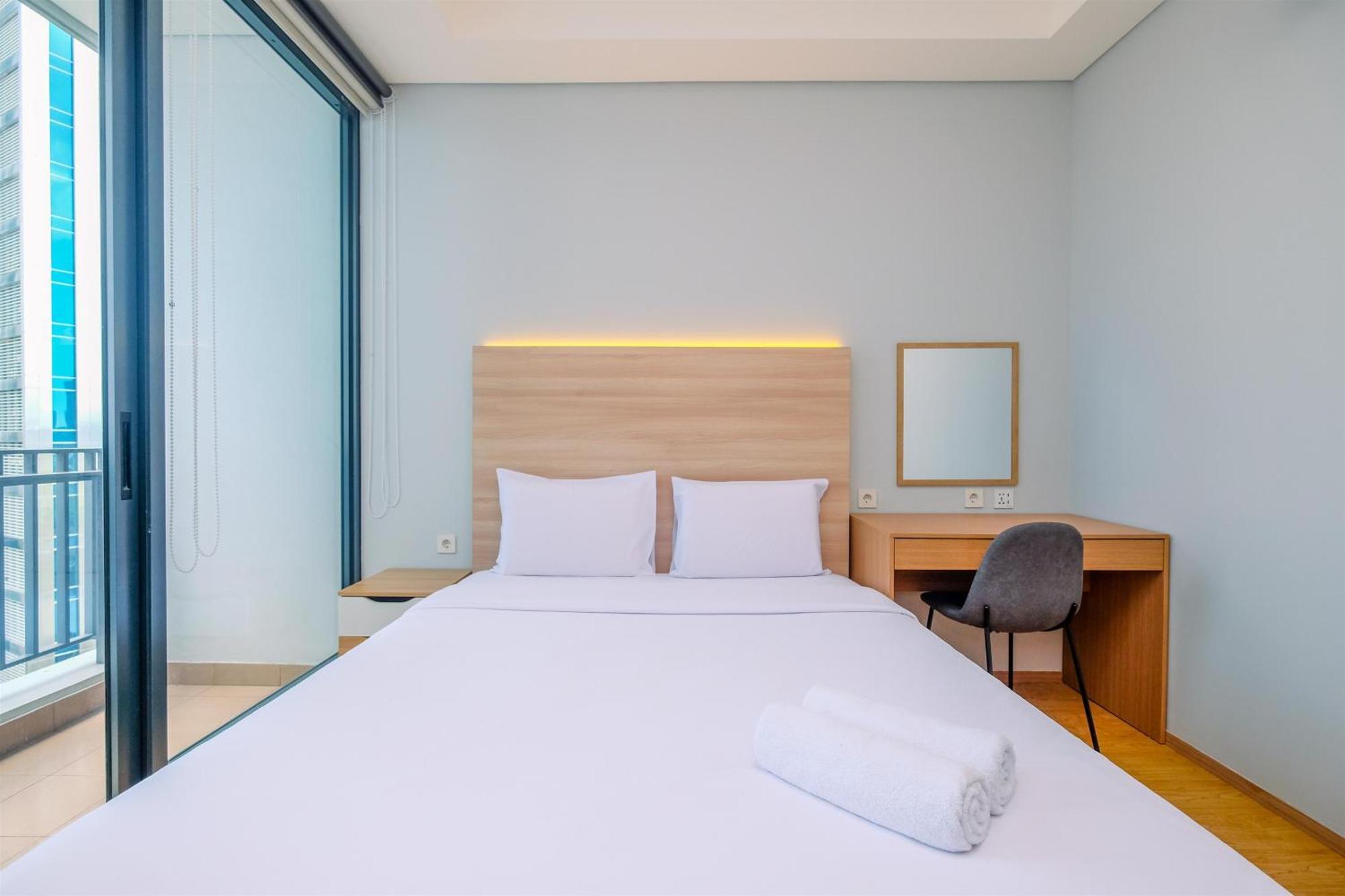 Modern And New 1br Across Lrt Station Samara By Travelio Apartment *