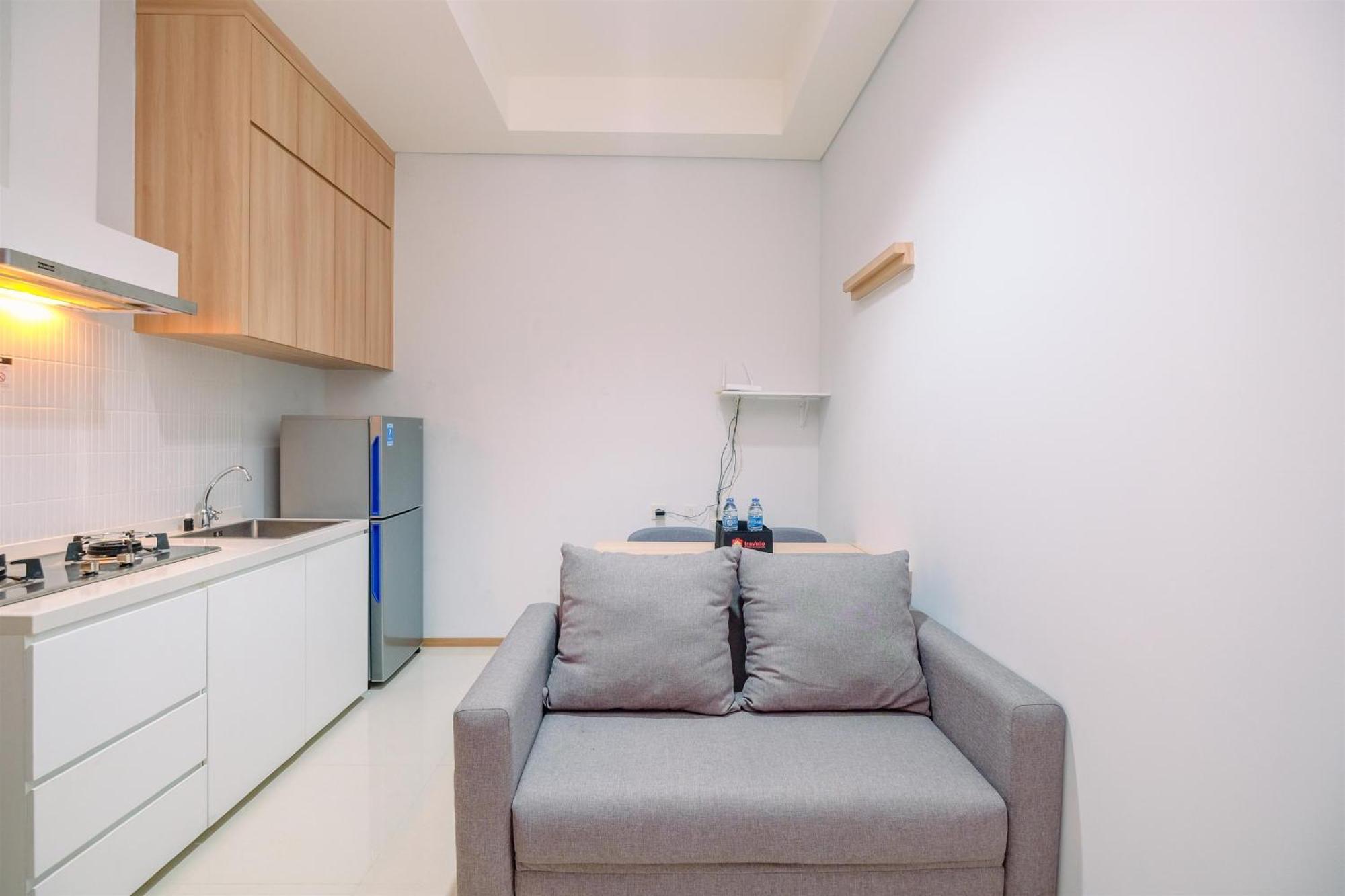 Apartment Modern And New 1br Across Lrt Station Samara By Travelio Jakarta
