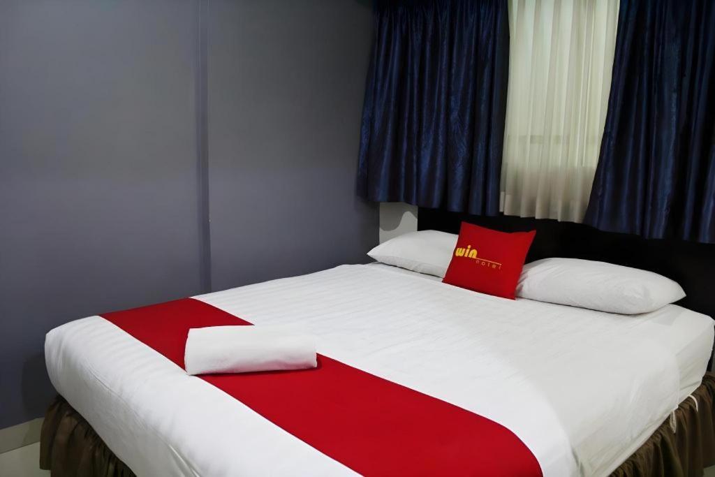 Hotel Win *