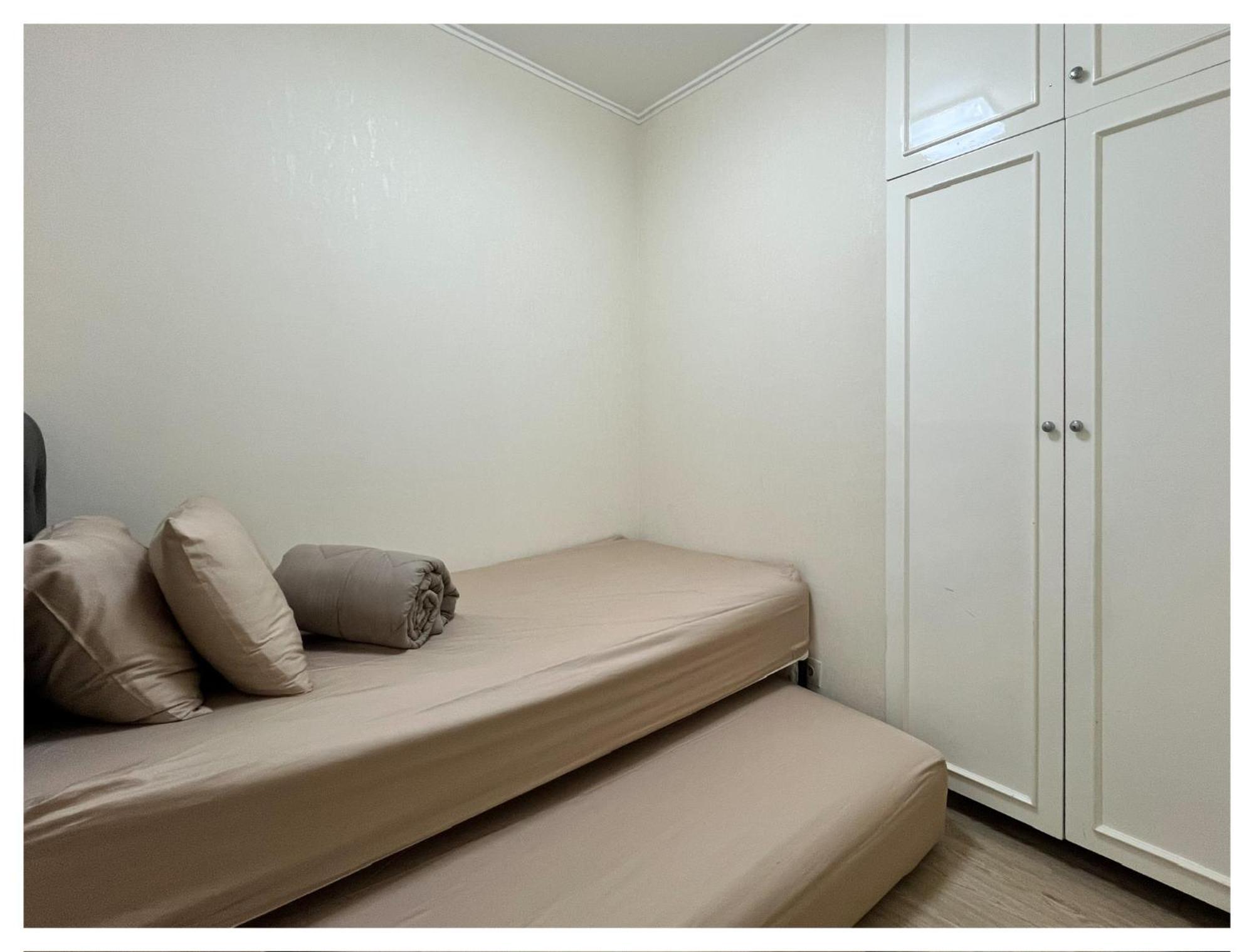 Apartment 2br At Casablanca Mansion With Big Tv And Wifi