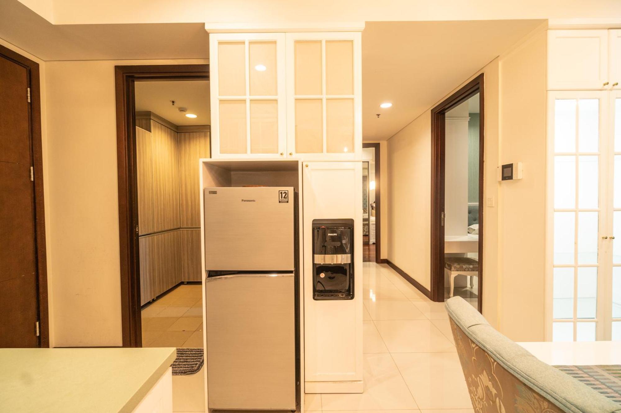 Apartment Luxury And Pleasant 2br Chianti Tower Mall Access Jakarta