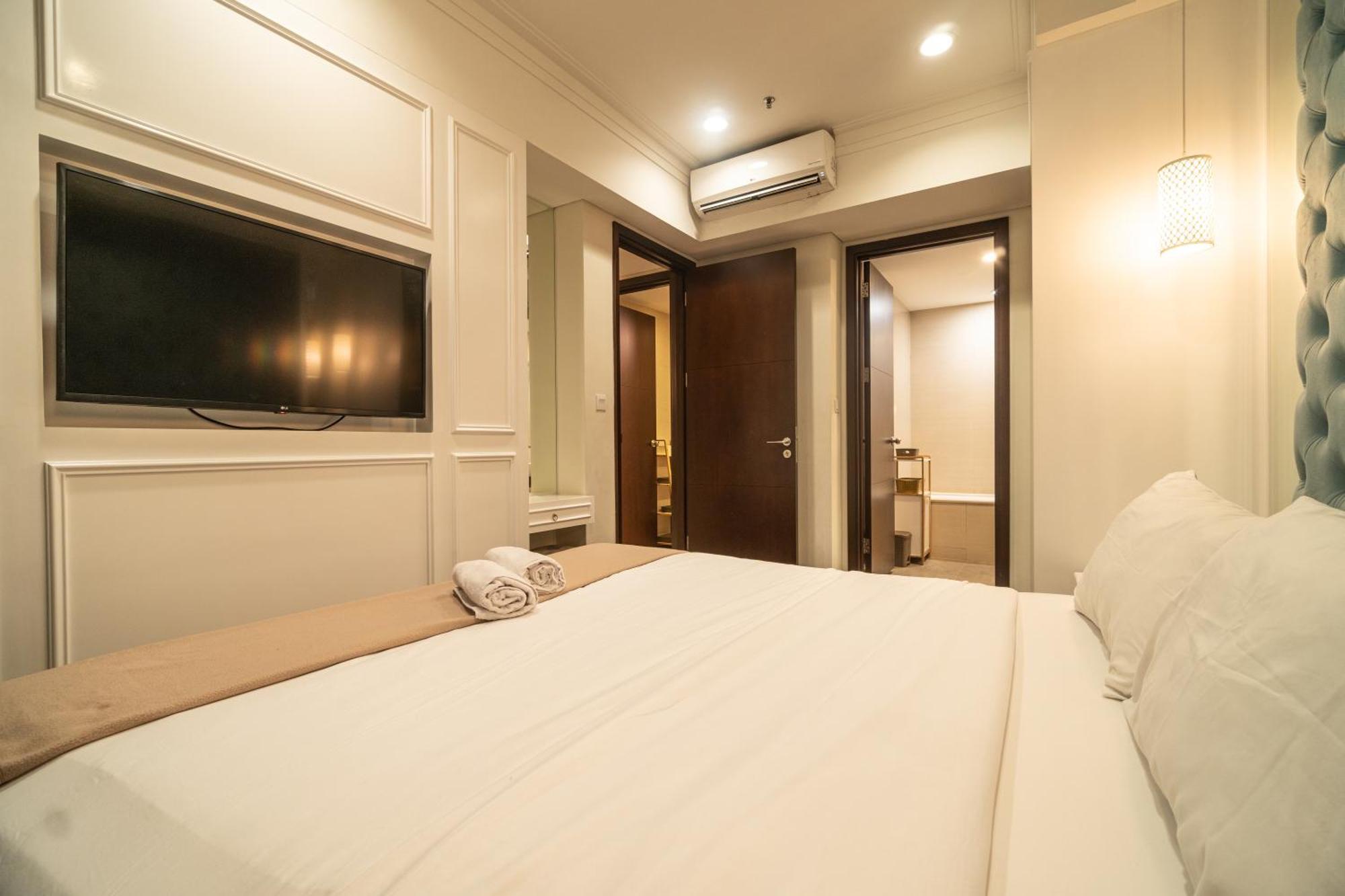 Luxury And Pleasant 2br Chianti Tower Mall Access Apartment *