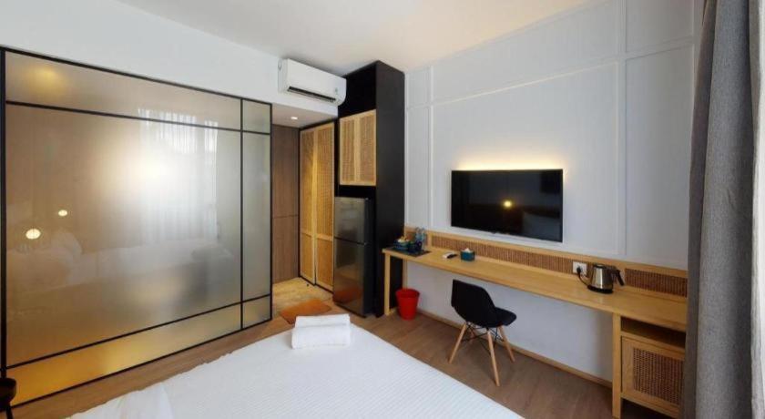 Daun Menteng Hotel 3*