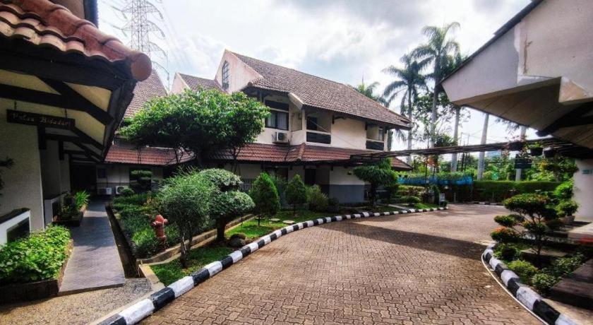 Hotel D'Arcici Hotel Plumpang