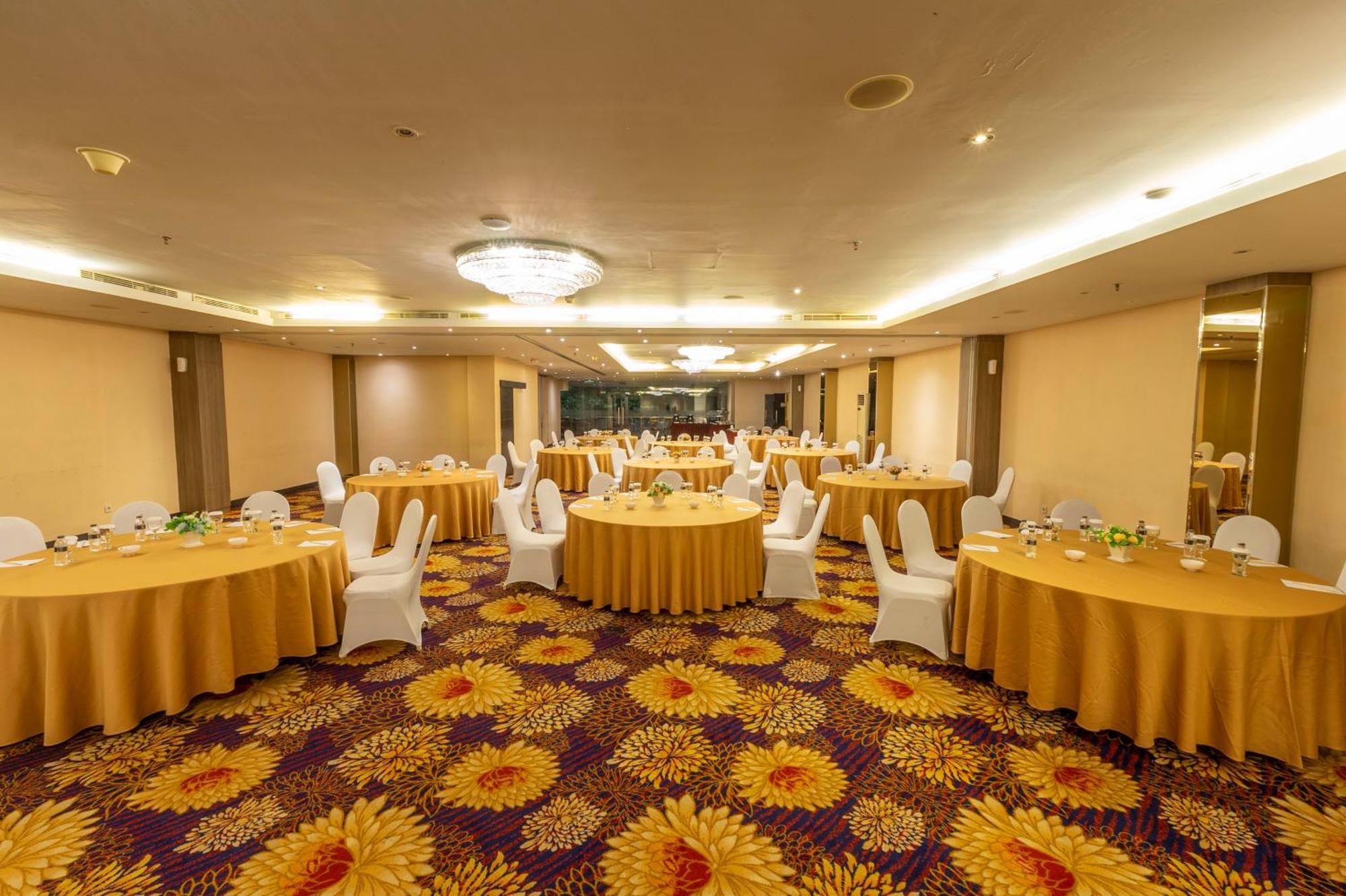 Hotel Oria 3*