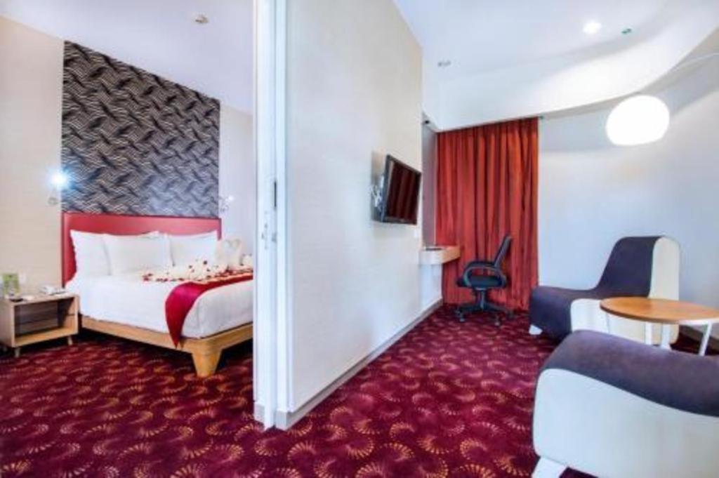 Blue Sky Petamburan Hotel 3*
