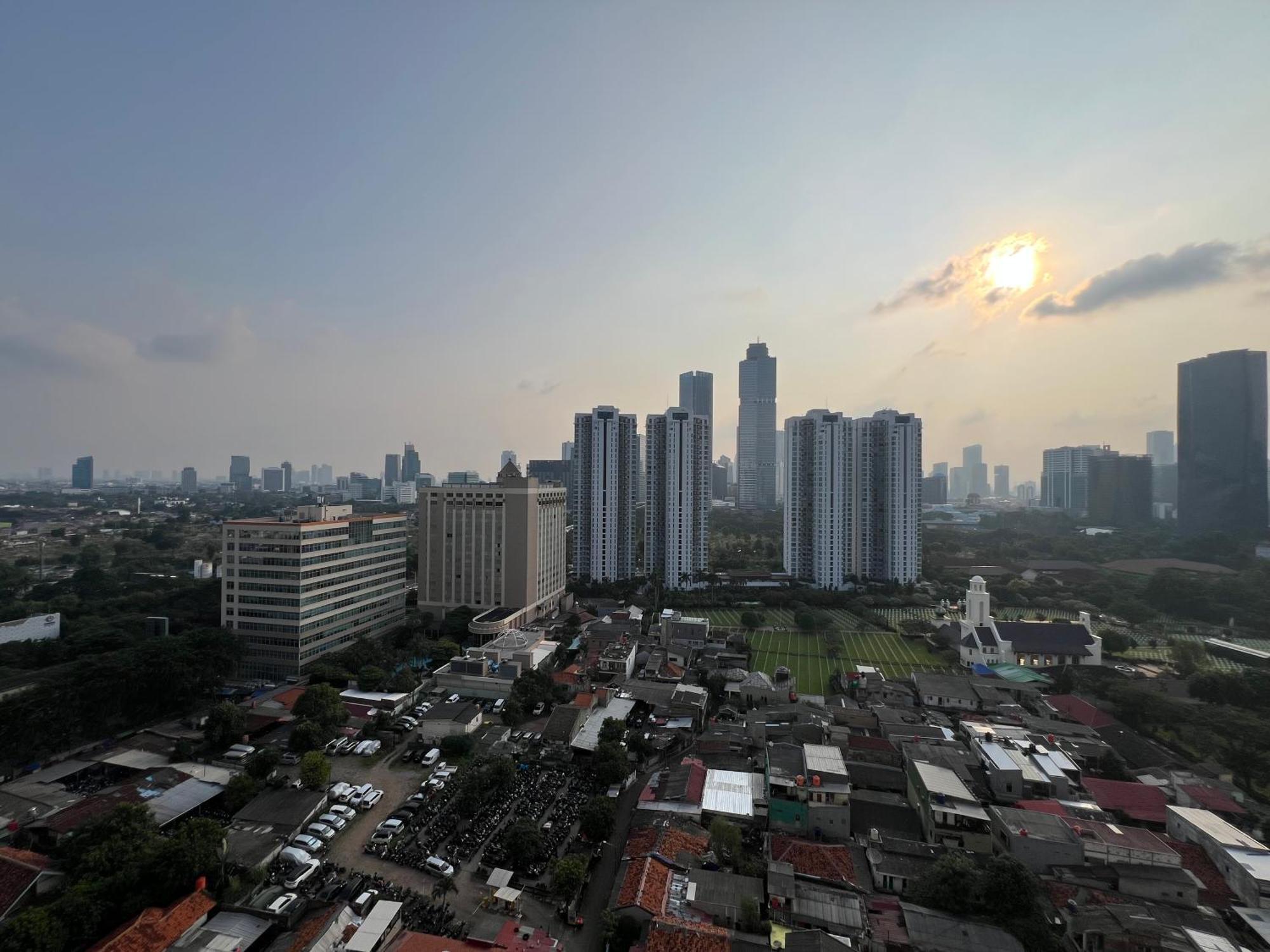 Apartment 2 Bed Casa Grande Mall Kota Kasablanka By Travelibu *