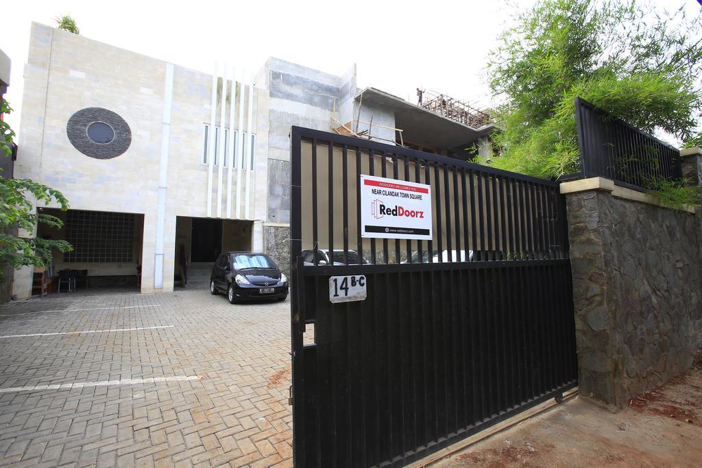 Reddoorz Near Cilandak Town Square Guest house 2*
