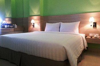 Whiz Prime Kelapa Gading Hotel 3*