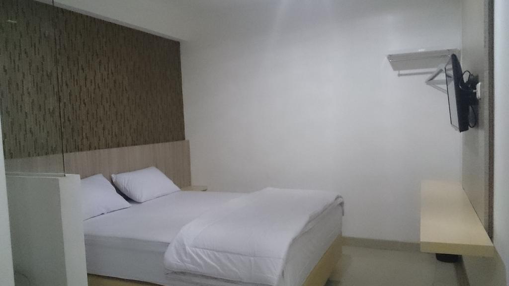Sanrina Hotel