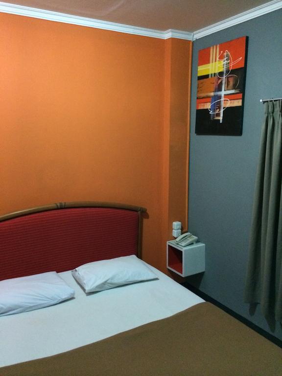 Hotel Hollywood Jakarta