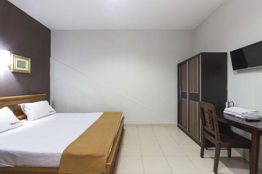 Reddoorz @ Blok A Jakarta