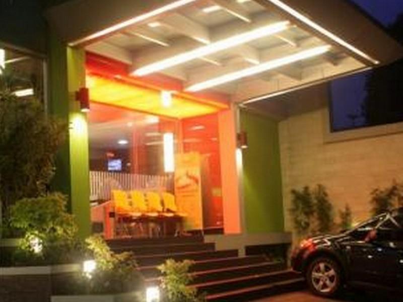 Bamboo & Cafe Jakarta