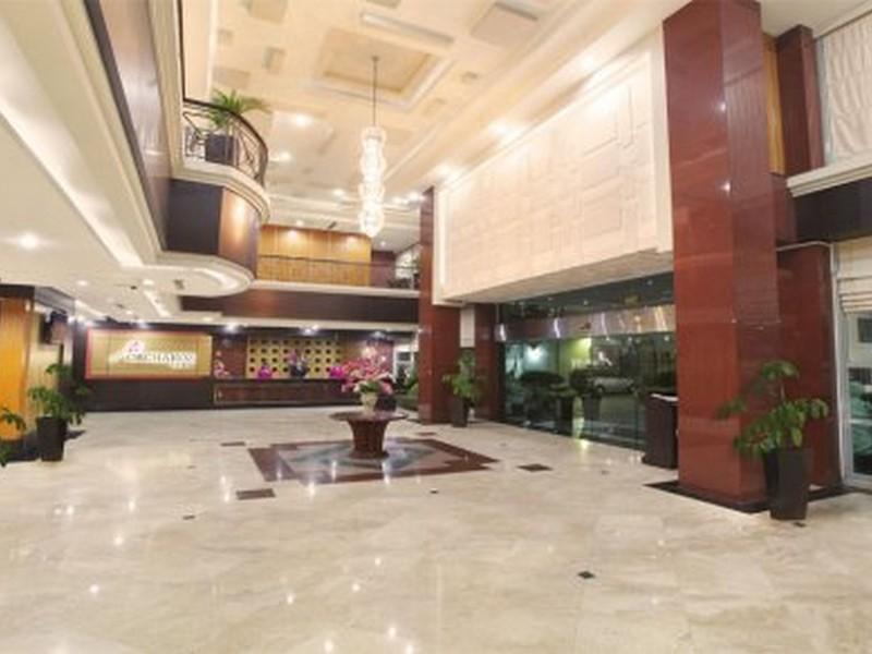 Orchardz Jayakarta Hotel 4*