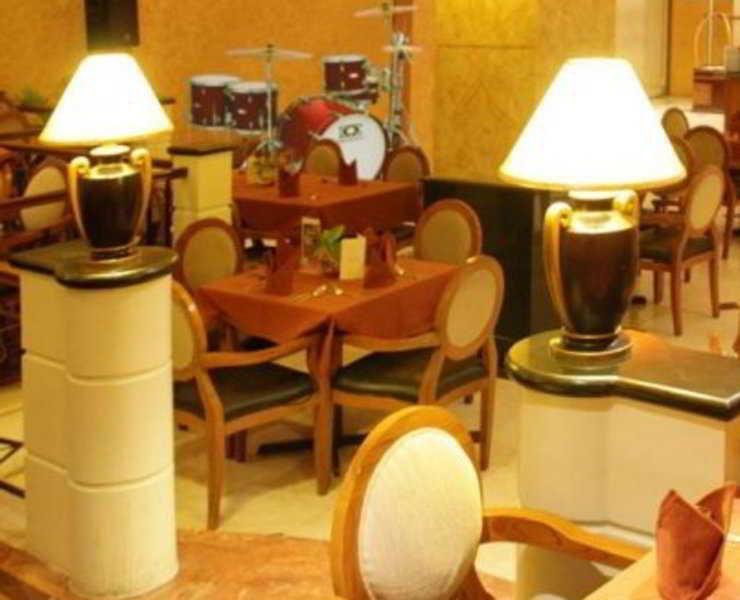 Mega Anggrek Slipi Hotel 3*