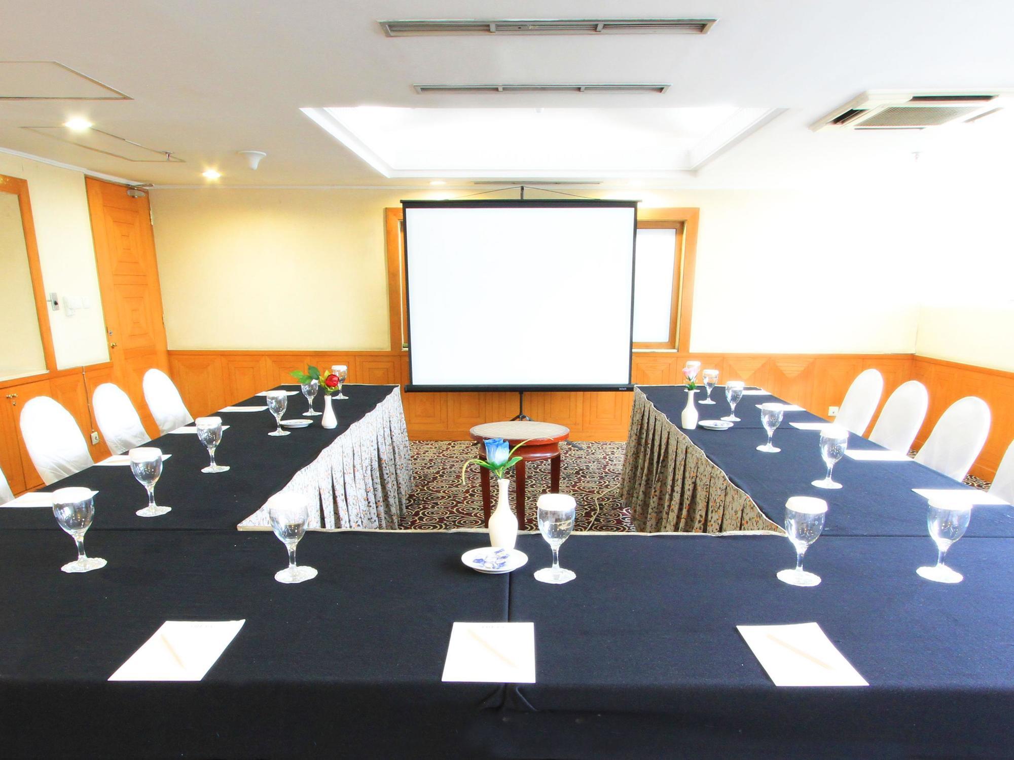 Treva International 3* Jakarta