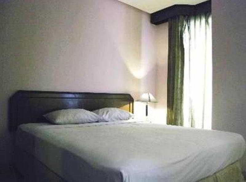 Super Oyo Townhouse 1 Salemba