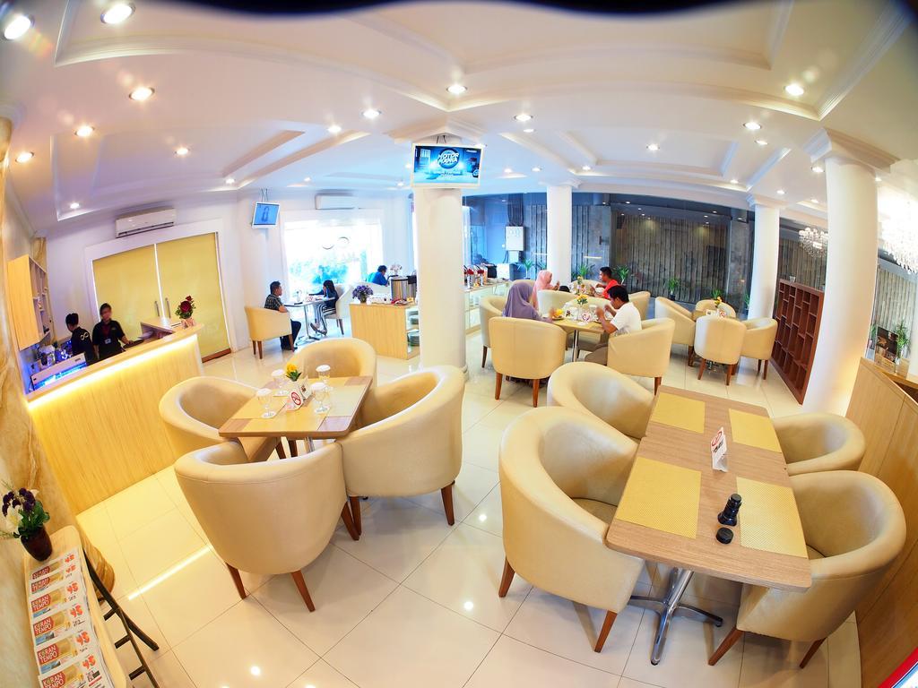 Maven Fatmawati Hotel
