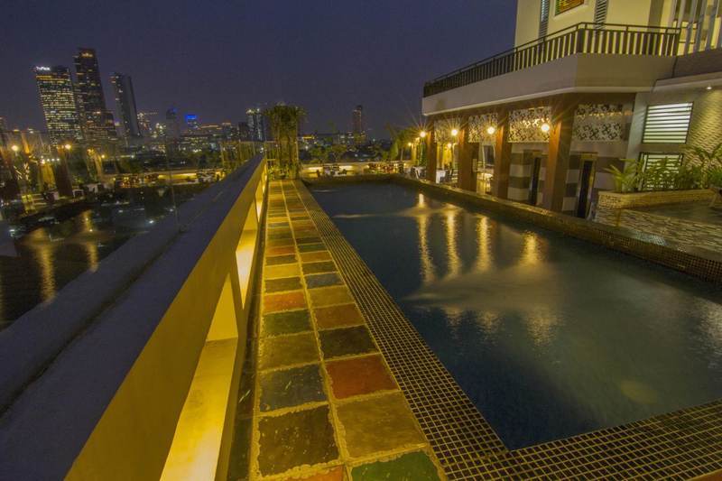 1o1 Urban Thamrin 3*
