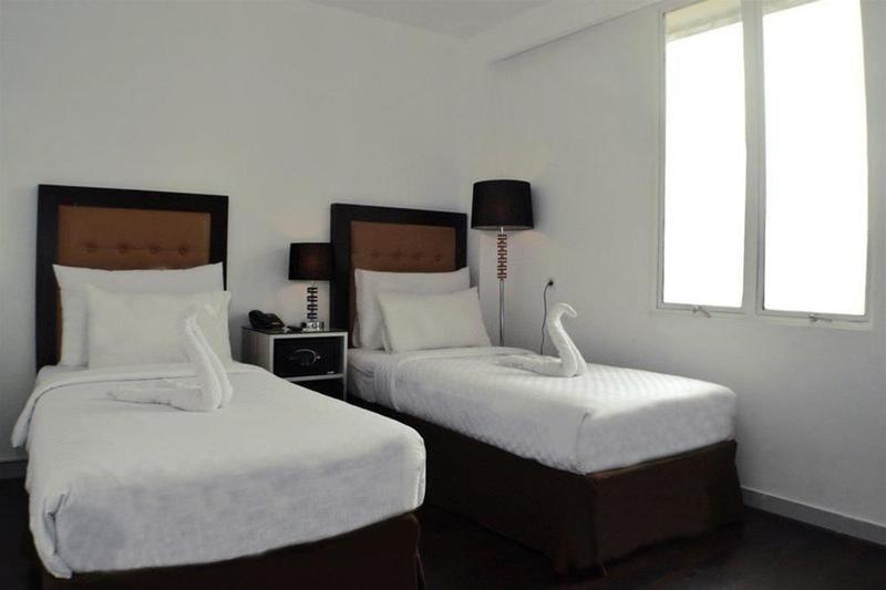 Maven Fatmawati Hotel