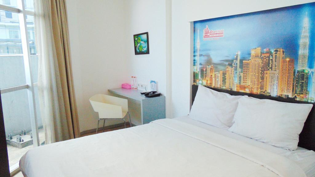 Smart Thamrin Hotel 2*