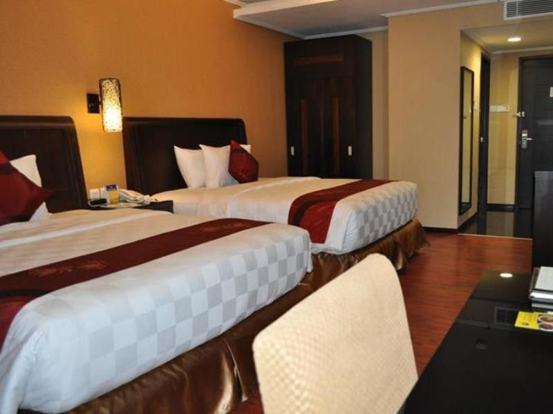 Western Mangga Dua & 4*