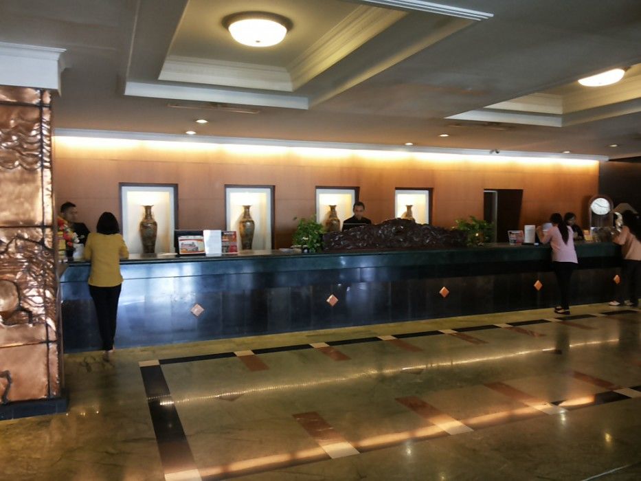 Hotel Sunlake Waterfront & Convention Jakarta