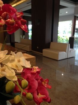 Grand Whiz Poins Simatupang Jakarta 4*