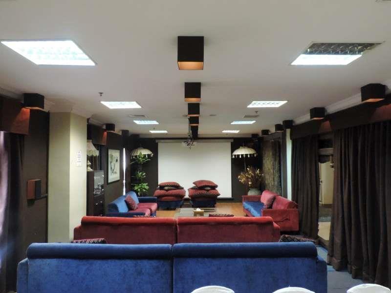 Roosseno Plaza Serviced Apartment *