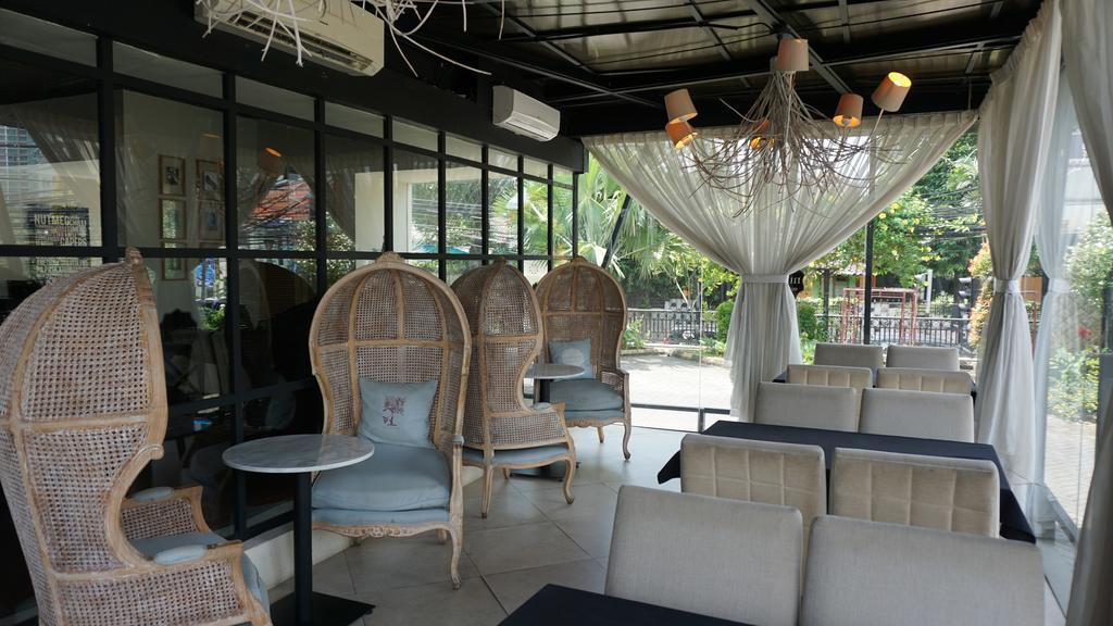 Apartamento Roosseno Plaza Serviced Apartment *