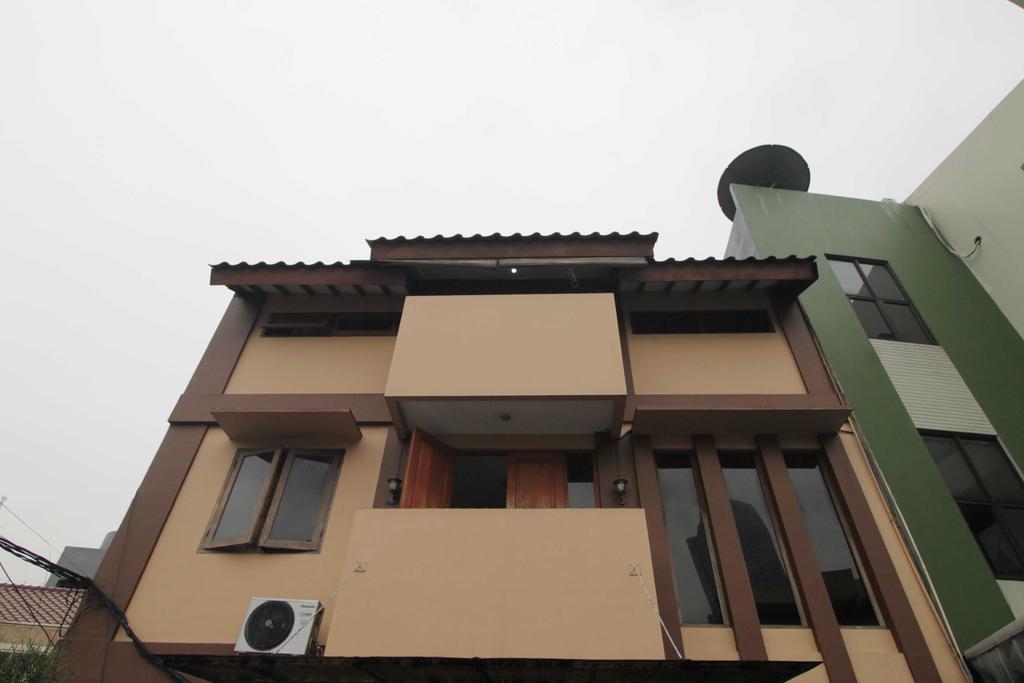 Reddoorz Near Ciputra World Kuningan 3 Guest house Jakarta
