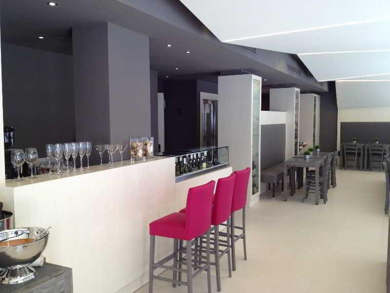 Smart Thamrin Hotel