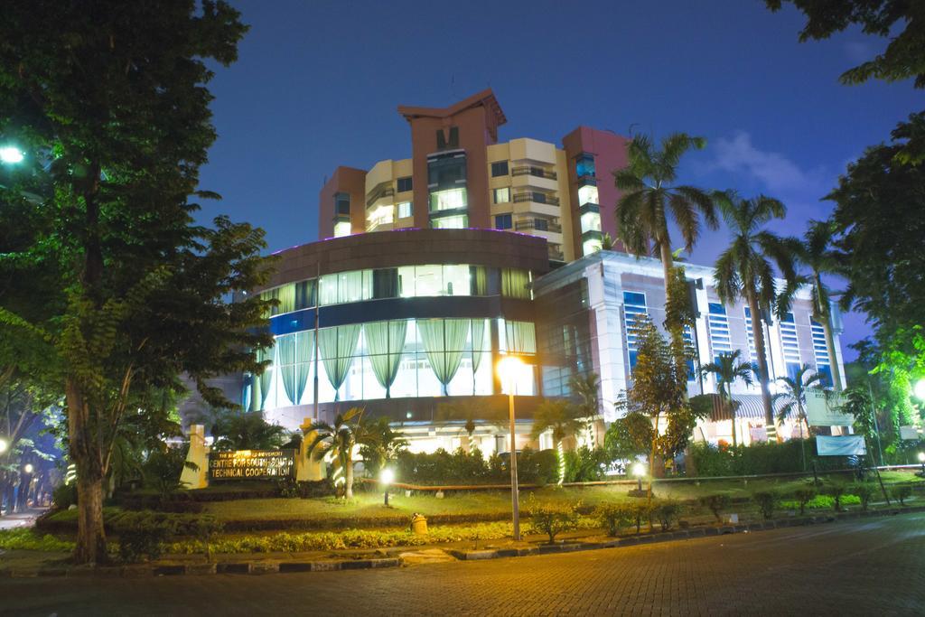 Hotel Nam Center Hotel Kemayoran 3*